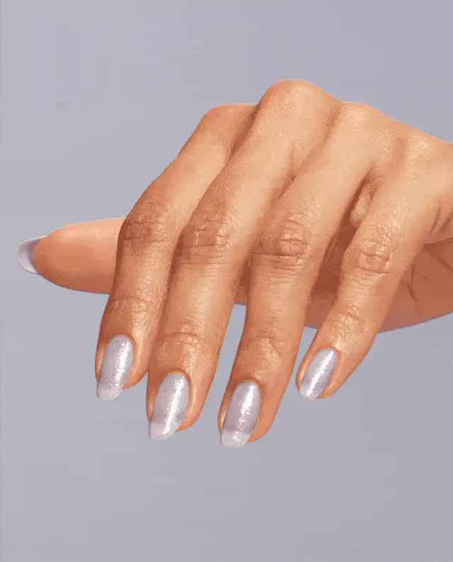 OPI Gel Color GC S017 Snatch'd Silver - Image 3