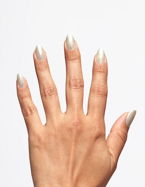 OPI Gel Color GC HPP10 Snow Holding Back - Image 4