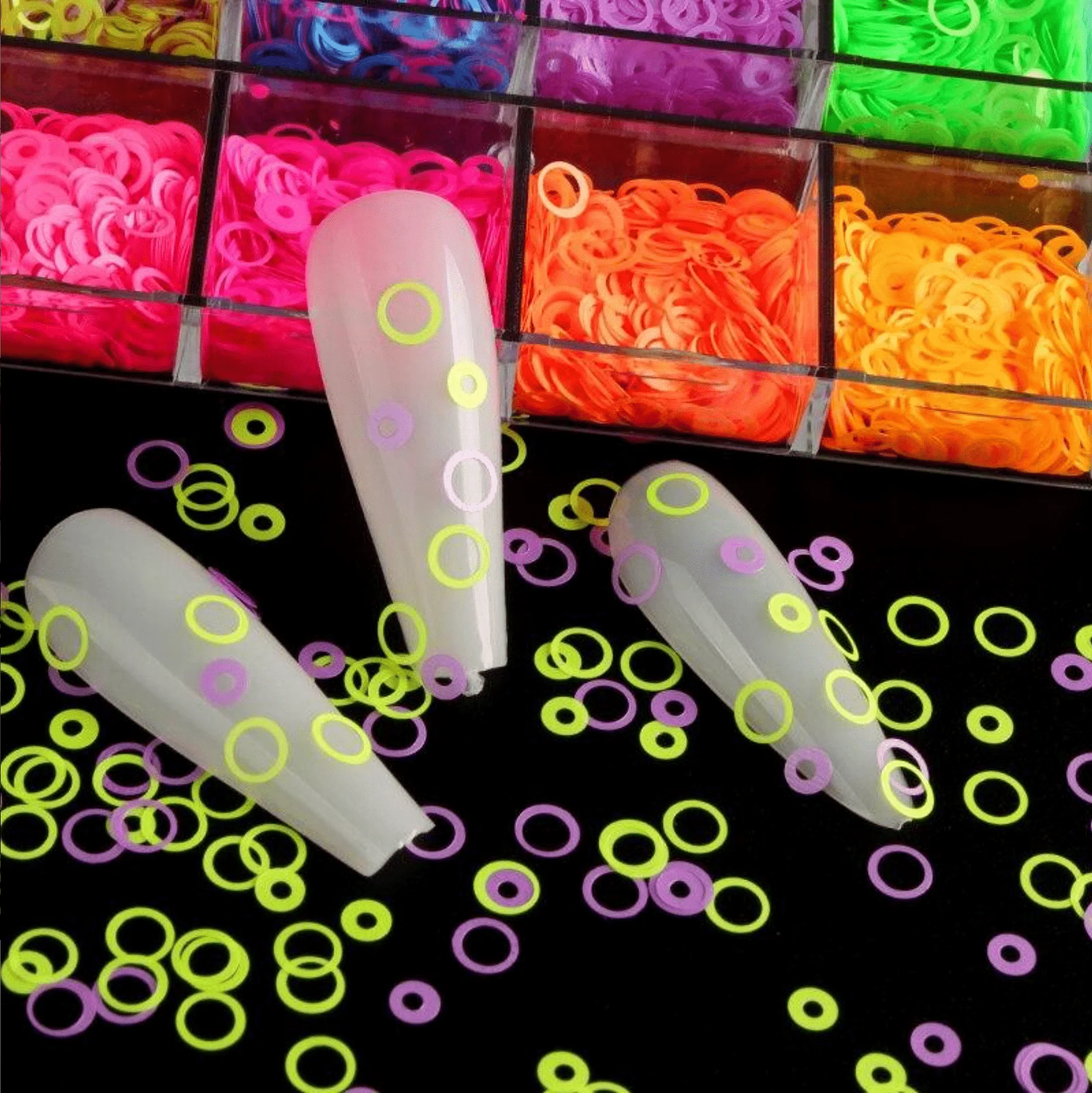 JNBS Glitter Neon Glow in the dark Hollow Circle (Set of 12 Grids) - Image 3