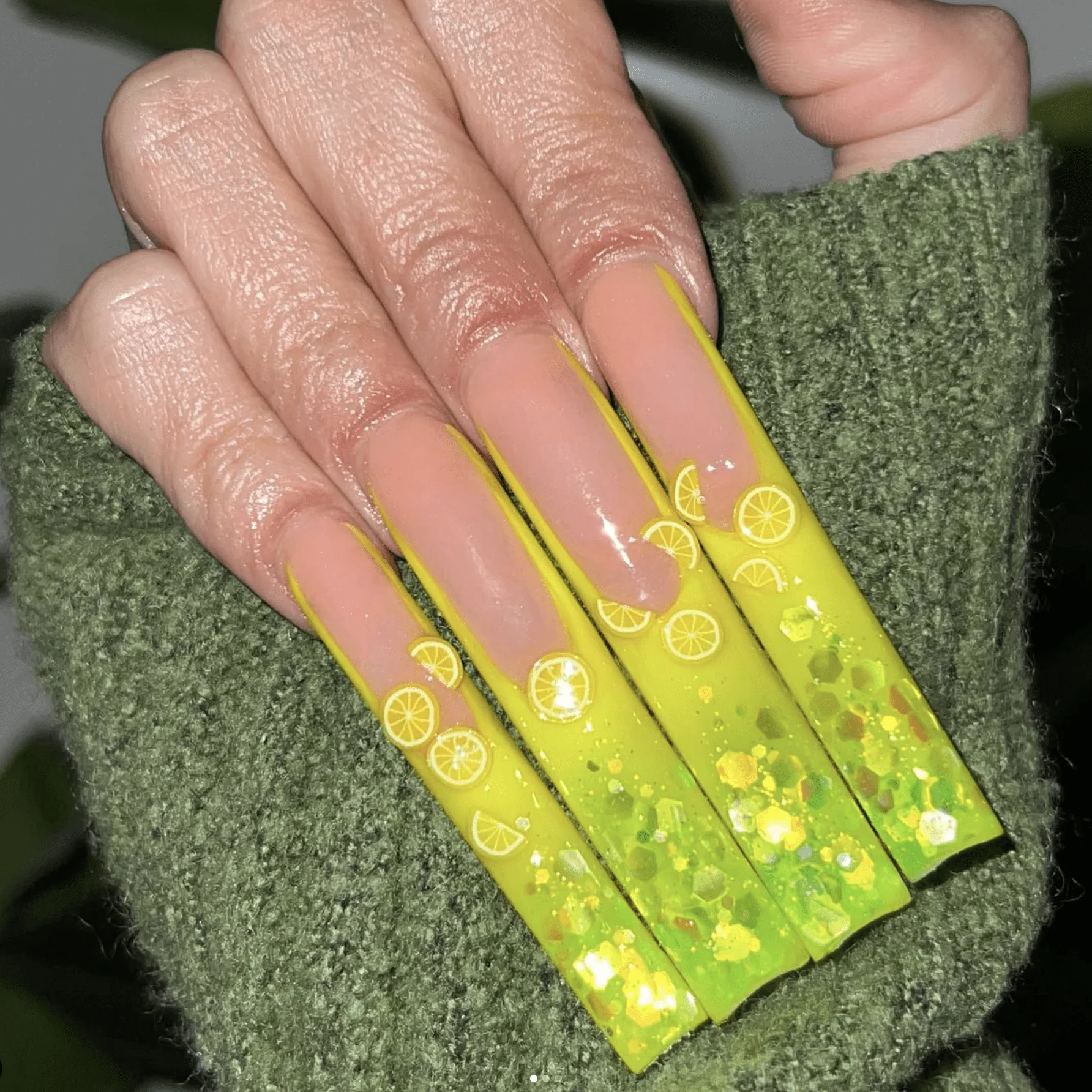 NOTPOLISH Powder Glow In The Dark Collection G08 Glow Me The Money - Image 2