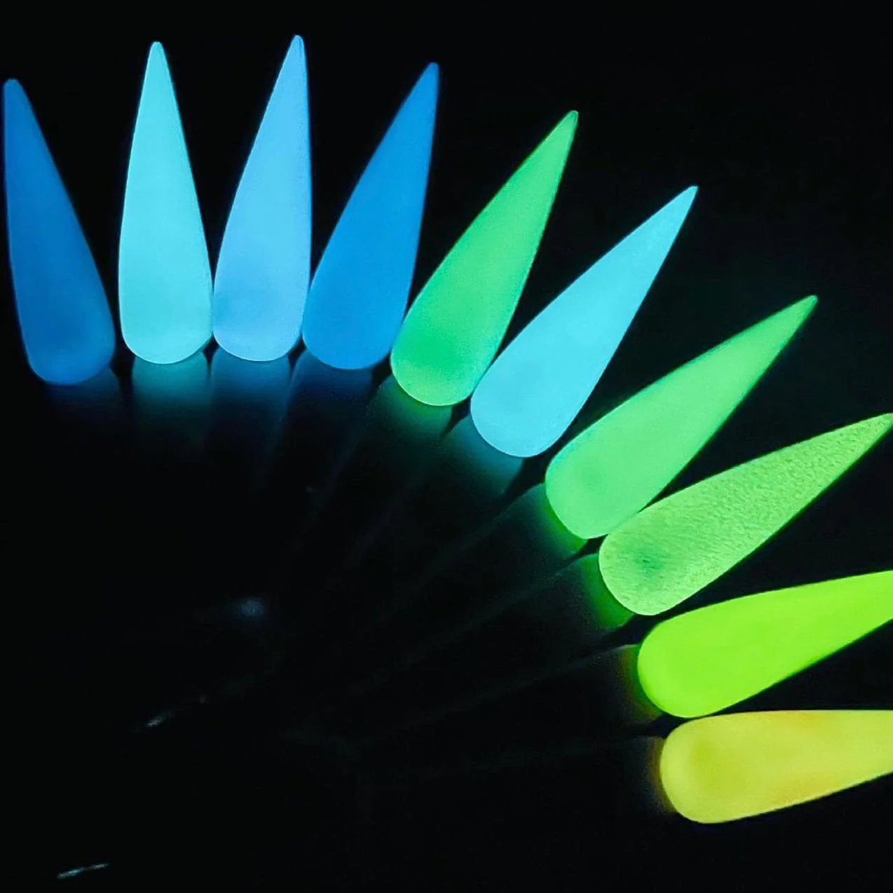 NOTPOLISH Powder Glow In The Dark Collection G24 Open Mind - Image 2