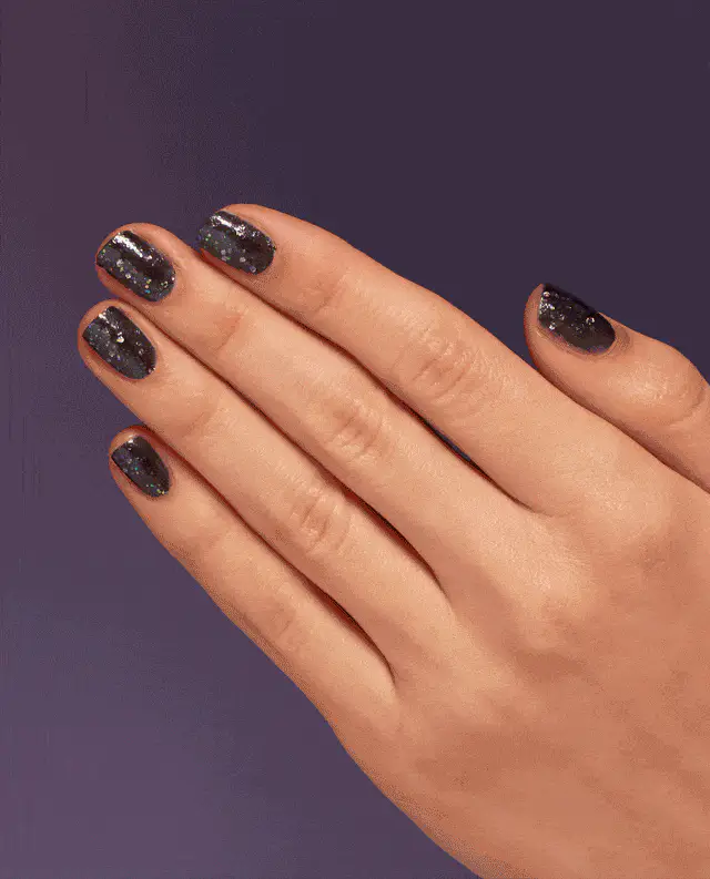 OPI Gel Color GC HPQ13 Hot & Coaled - Image 4