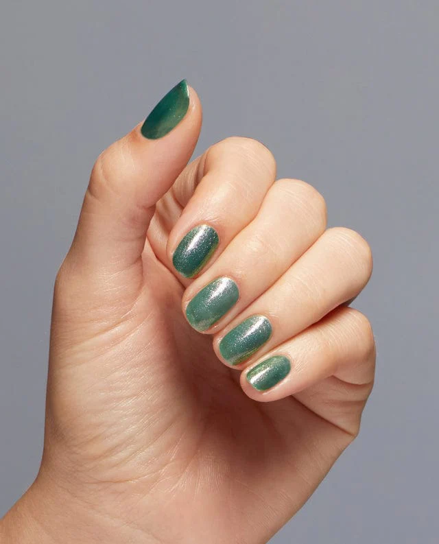 OPI Infinite Shine ISL H016 Feelin’ Capricorn-y - Image 3