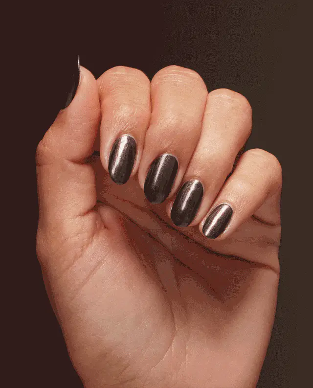 OPI Infinite Shine ISL HRQ17 Hot Toddy Naughty - Image 4