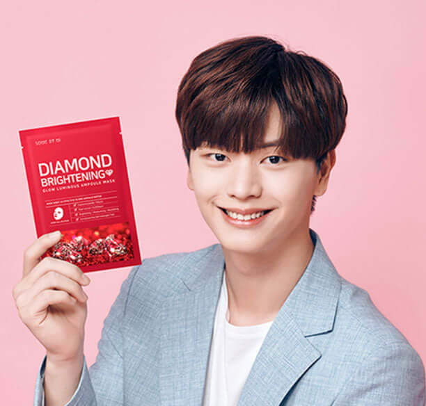 SOME BY MI Red Diamond Brightening Glow Luminous Ampoule Mask (25g*1ea) - Image 4